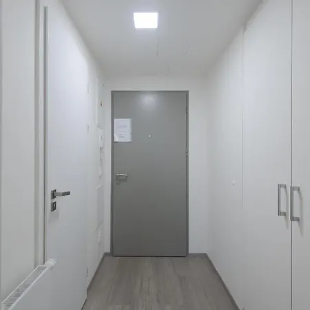 Bright Studio, 10Min Centre, Free Parking Prague Exterior photo